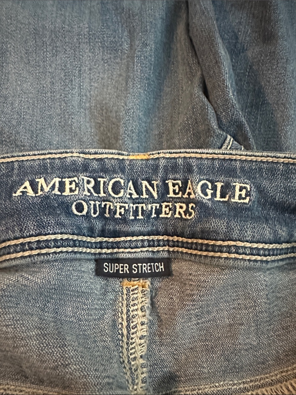 American Eagle Outfitters Light Blue Flare Jeans size 8 - Picture 5 of 6